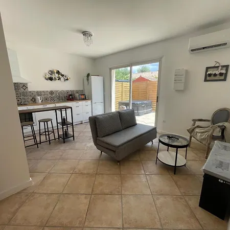 La Casa Bella Aparthotel *